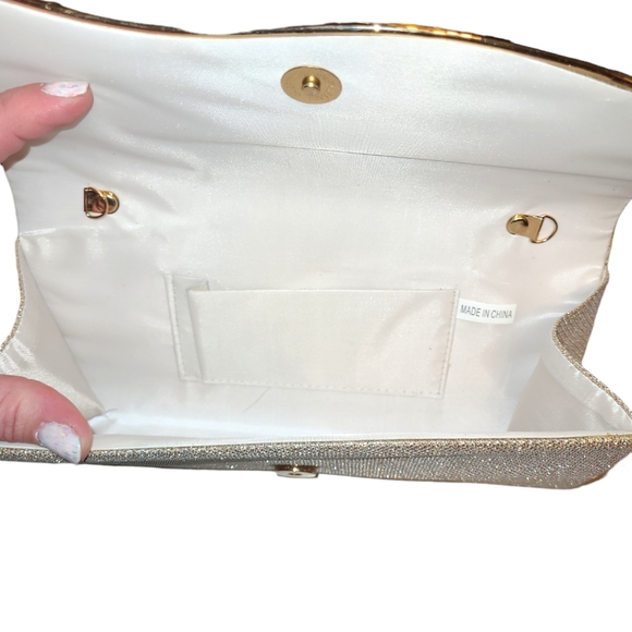 Metallic Evening Clutch Purse NWT Rose Gold - Picture 3 of 3